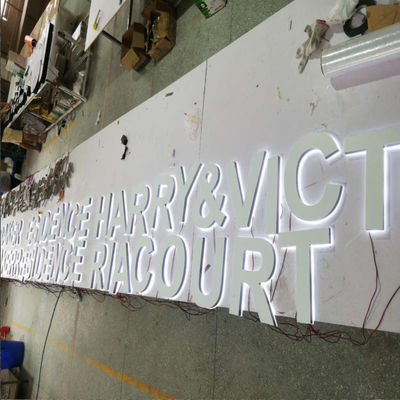 ร้านอาหาร Backlit Letter Sign 2-20 ซม. ความลึกอะคริลิค Led Glow Sign Board