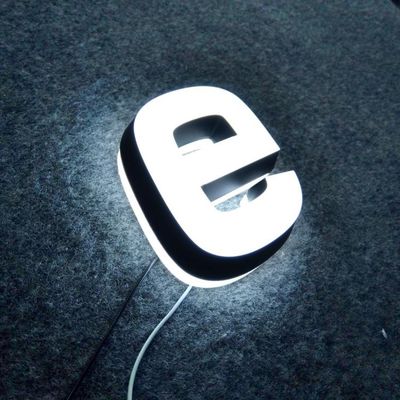 โคมไฟหน้าคู่ LED ตัวอักษรอะครีลิค ป้ายตัวอักษรสแตนเลส AC110V-240V