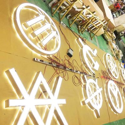 โลโก้สแตนเลส Giant Light Up ป้ายตัวอักษรสำหรับงาน CE ROHS