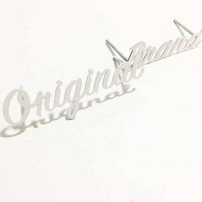 ป้ายตัวอักษรโลหะสีขาวตัดเรียบขัดเงาป้ายตัวอักษรช่อง SS304