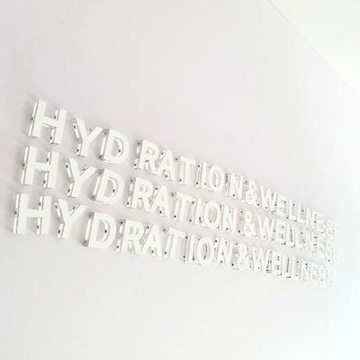 โลโก้ธุรกิจตัวอักษรพลาสติกใสสำหรับป้ายตกแต่งในร่ม