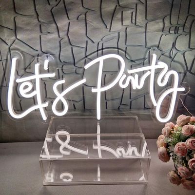 Live Nudes ป้ายนีออนอะคริลิคโฆษณากลางแจ้ง 60x45cm Wall Mount