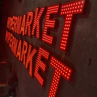 Punched Hole Light Up Led ช่องสัญญาณ Outdoor Giant Waterproof IP67