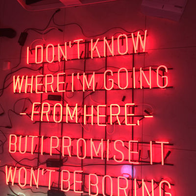 ร้านตกแต่งกรอบโลหะป้ายไฟนีออนคำสำหรับผนัง