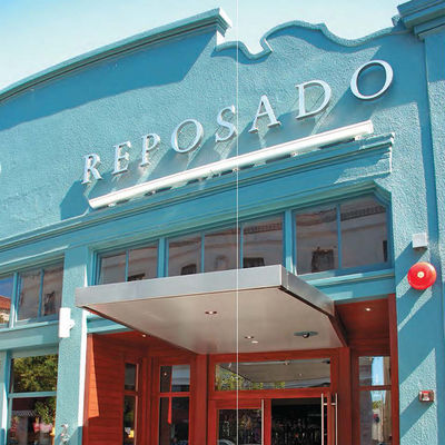 โรงแรม Silver Fabricated Stainless Steel Letters Flat Cut 20-200mm Thickness